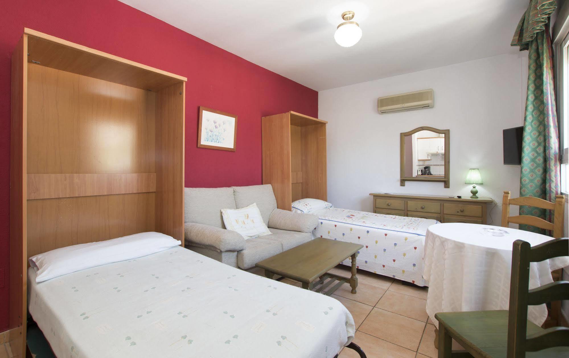 Apartamentos La Fonda Benalmadena Exterior photo